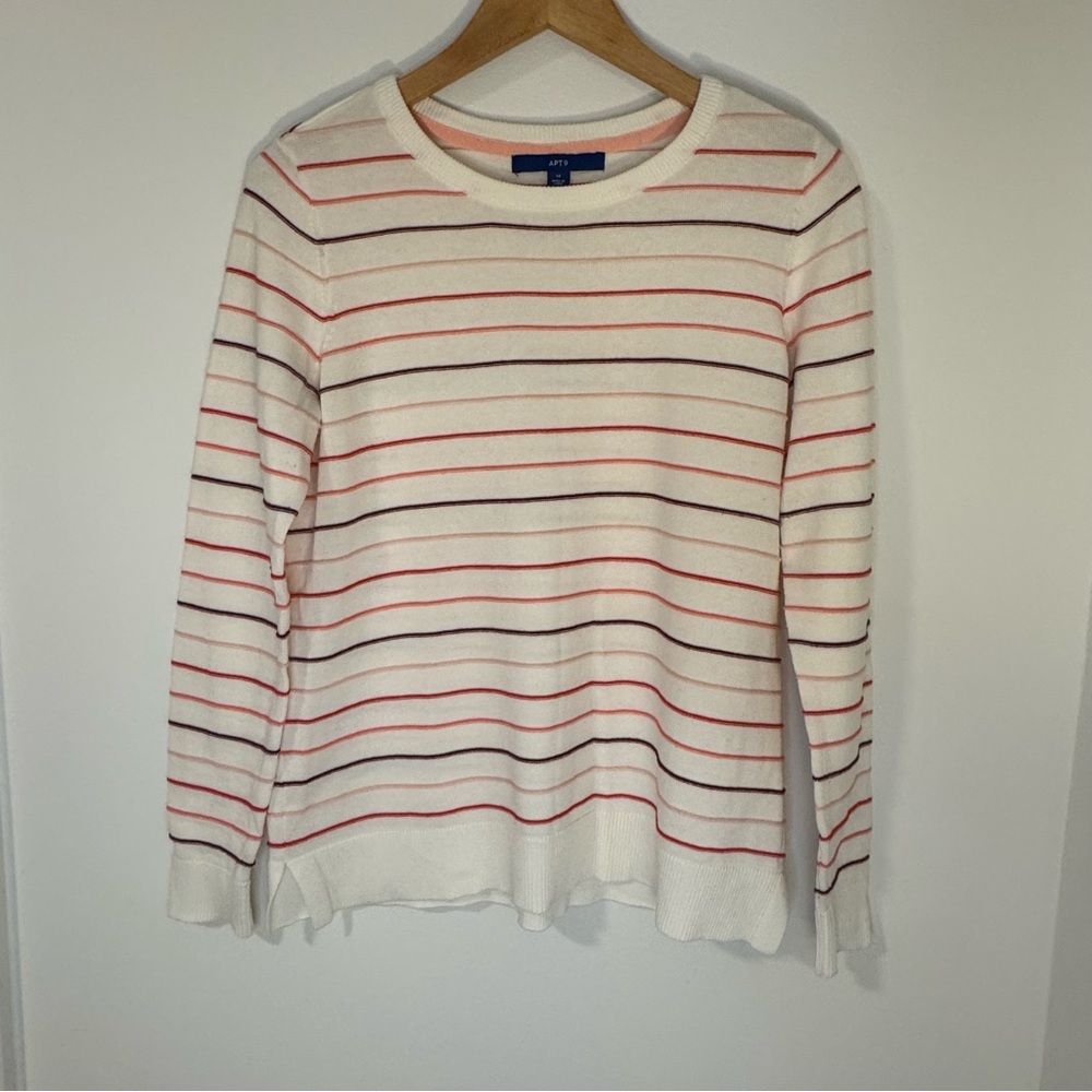 Apt.  9  Women’s  Medium  White  Pink  Striped  Sweater  Classic  Cozy  Neutral